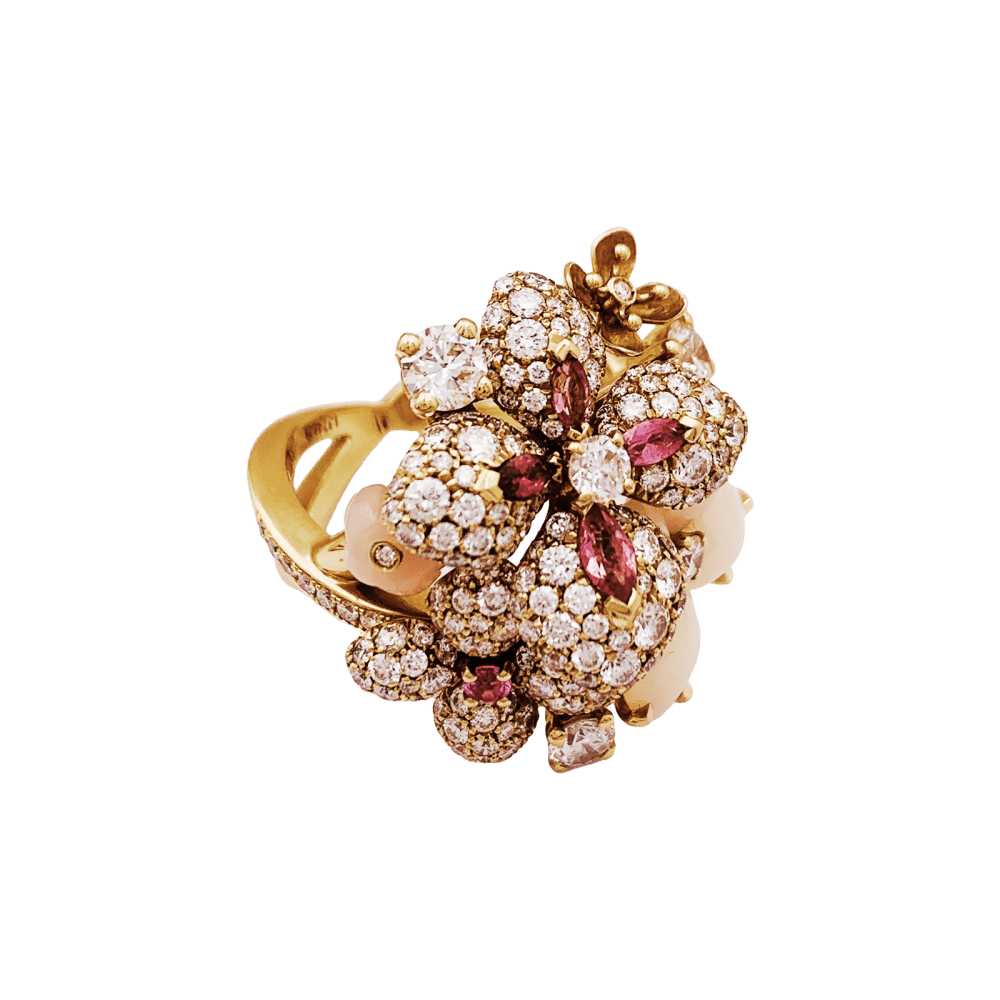 Bague Cocktail CHAUMET "Aube de Rosée" en or rose, opales, saphir, tourmalines et diamants - Castafiore