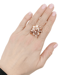 Bague Cocktail CHAUMET "Aube de Rosée" en or rose, opales, saphir, tourmalines et diamants - Castafiore