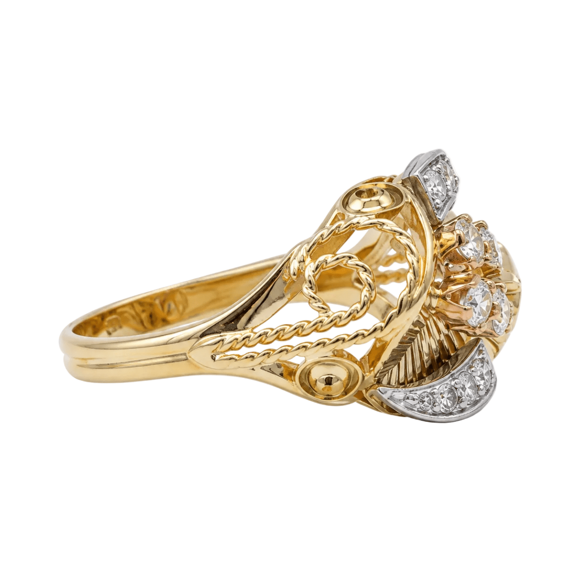 Bague Cocktail en or blanc, or jaune et diamants - Castafiore