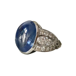 Bague Cocktail en or blanc, saphir et diamants - Castafiore