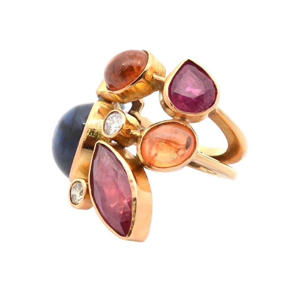 Bague Cocktail en or jaune, rubis, saphirs, aigue - marine et diamants - Castafiore