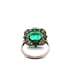 Bague Cocktail en platine, émeraude et diamants - Castafiore
