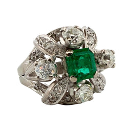 Bague Cocktail en platine, émeraude et diamants - Castafiore
