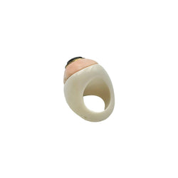 Bague Cocktail en résine, corail et diamants - Castafiore