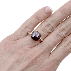 Bague Cocktail POMELLATO "Nudo Classic" en or blanc, or rose et grenat - Castafiore