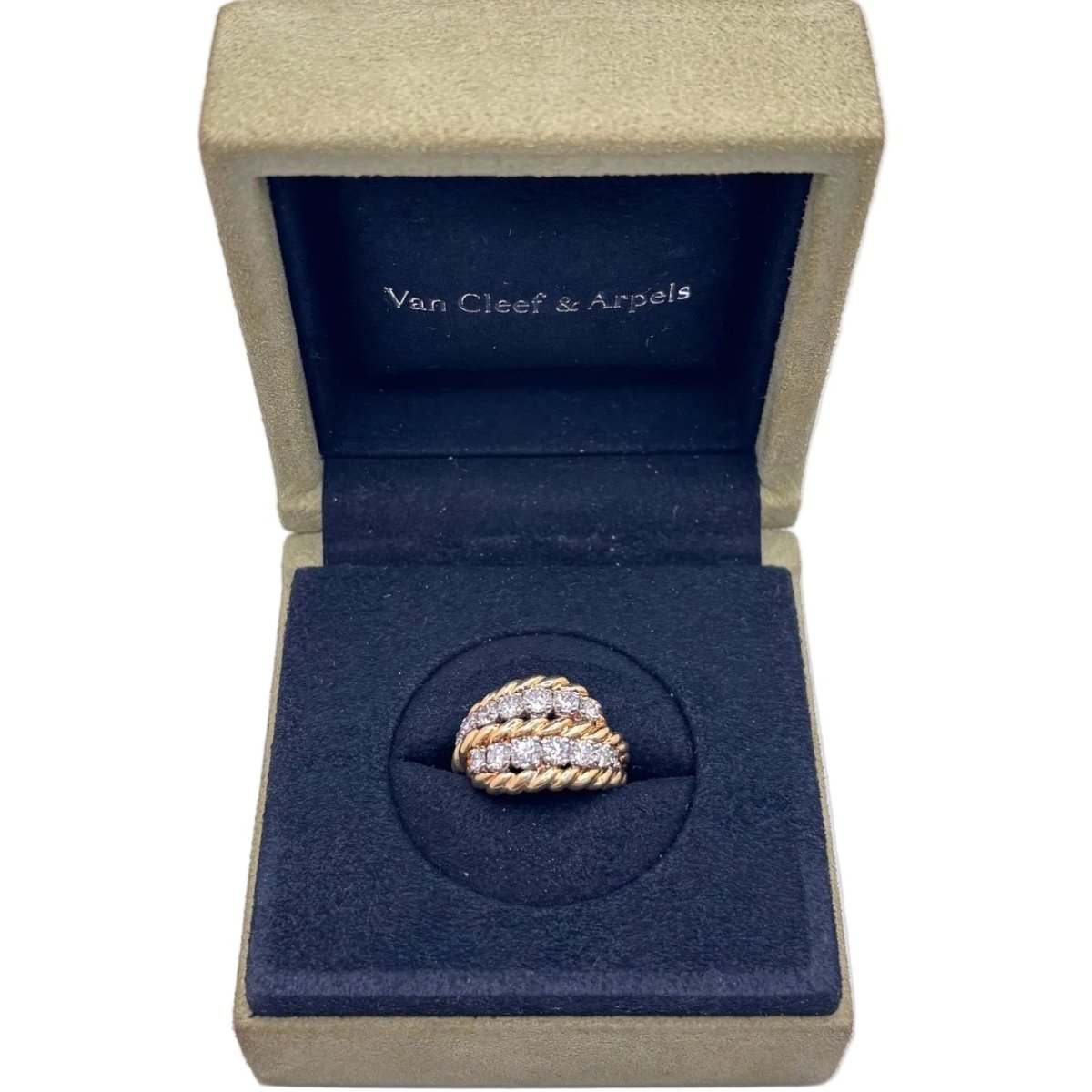 Bague Cocktail VAN CLEEF & ARELS en or jaune et diamants - Castafiore