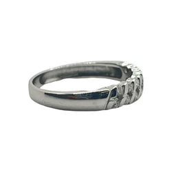 Bague DEMI ALLIANCE en or blanc et diamants - Castafiore