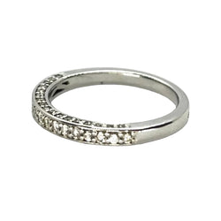 Bague Demi - alliance en or blanc et diamants - Castafiore