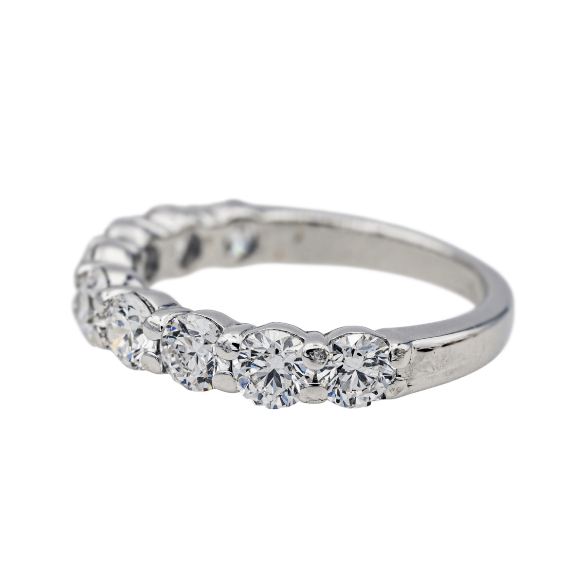 Bague Demi - Alliance en or blanc et diamants - Castafiore