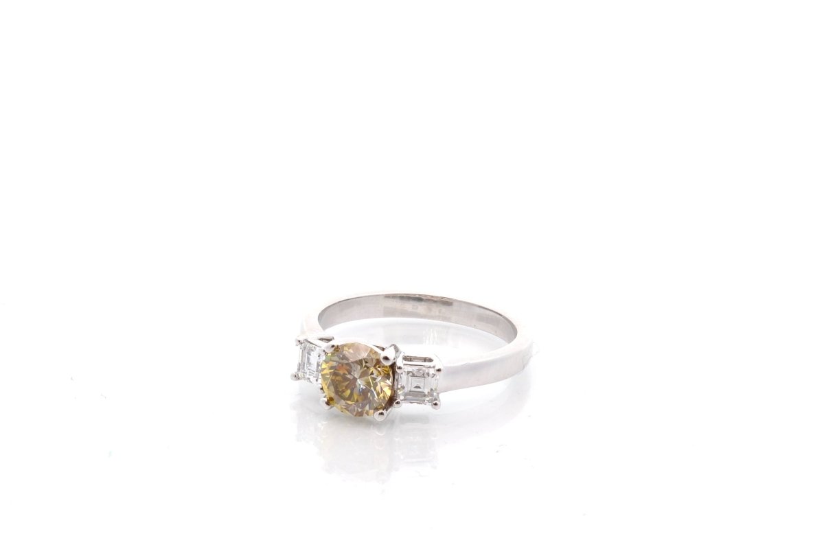 Bague diamant en or jaune - Castafiore