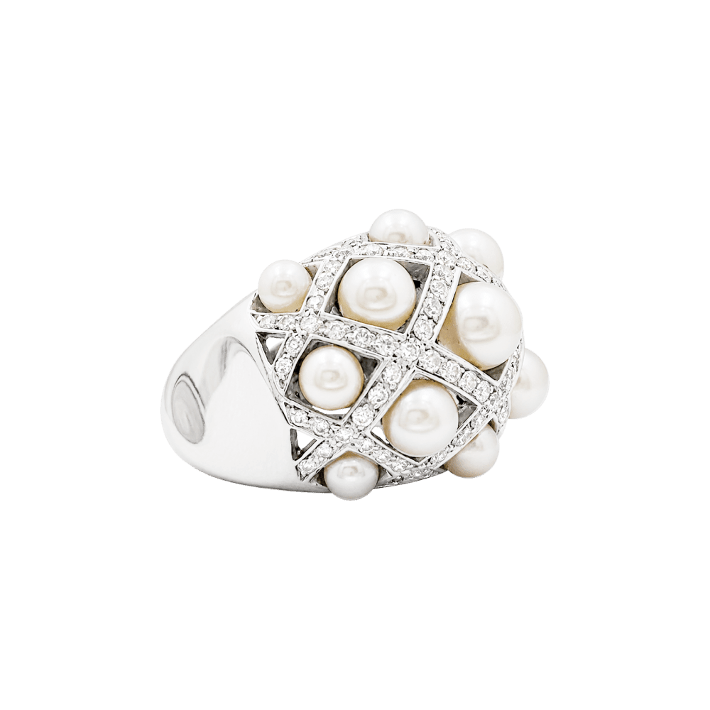 Bague Dôme CHANEL "Baroque" en or blanc, perles et diamants - Castafiore