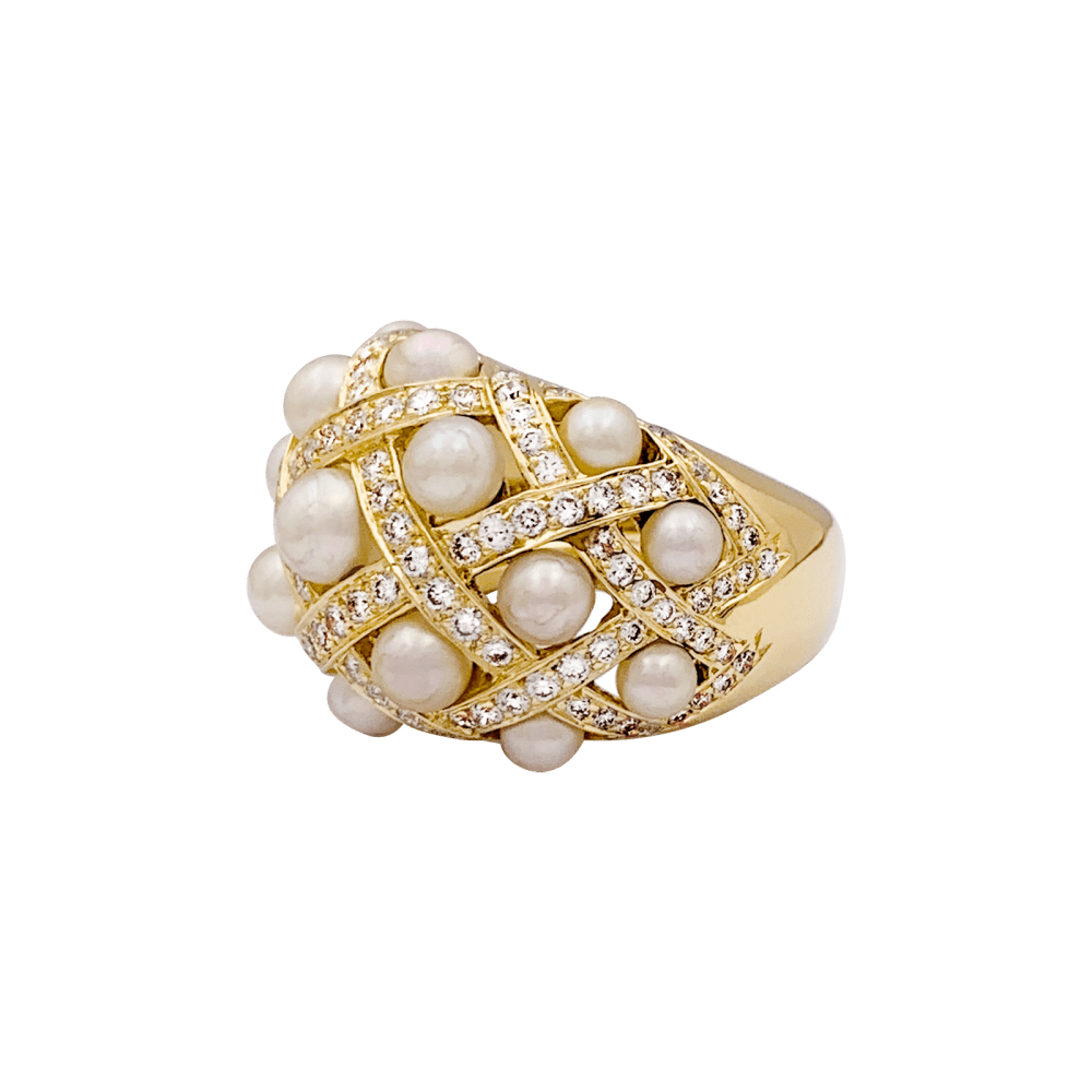 Bague Dôme CHANEL "Baroque" en or jaune, perles et diamants - Castafiore