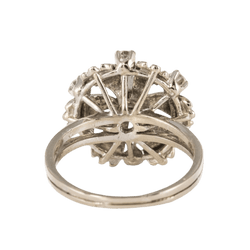 Bague Dôme en or blanc et diamants - Castafiore