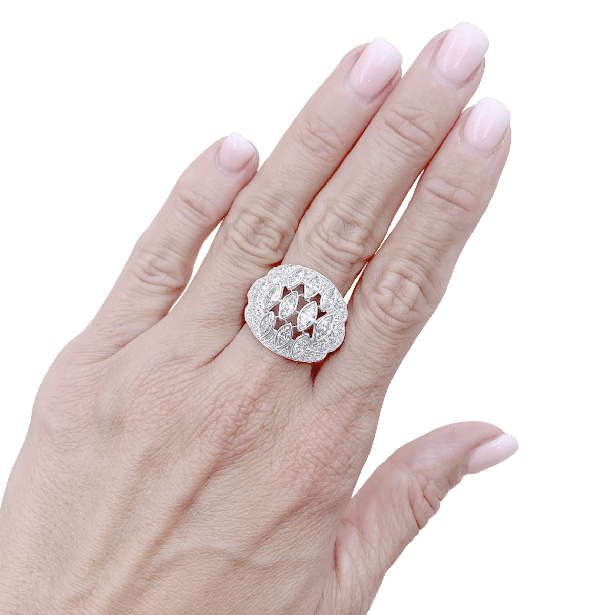 Bague Dôme en or blanc et diamants - Castafiore