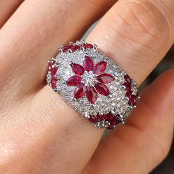 Bague Dôme en or blanc, rubis et diamants - Castafiore