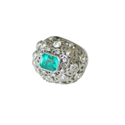 Bague Dôme en platine, émeraude et diamants - Castafiore