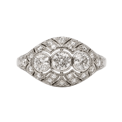 Bague Dôme en platine et diamants - Castafiore