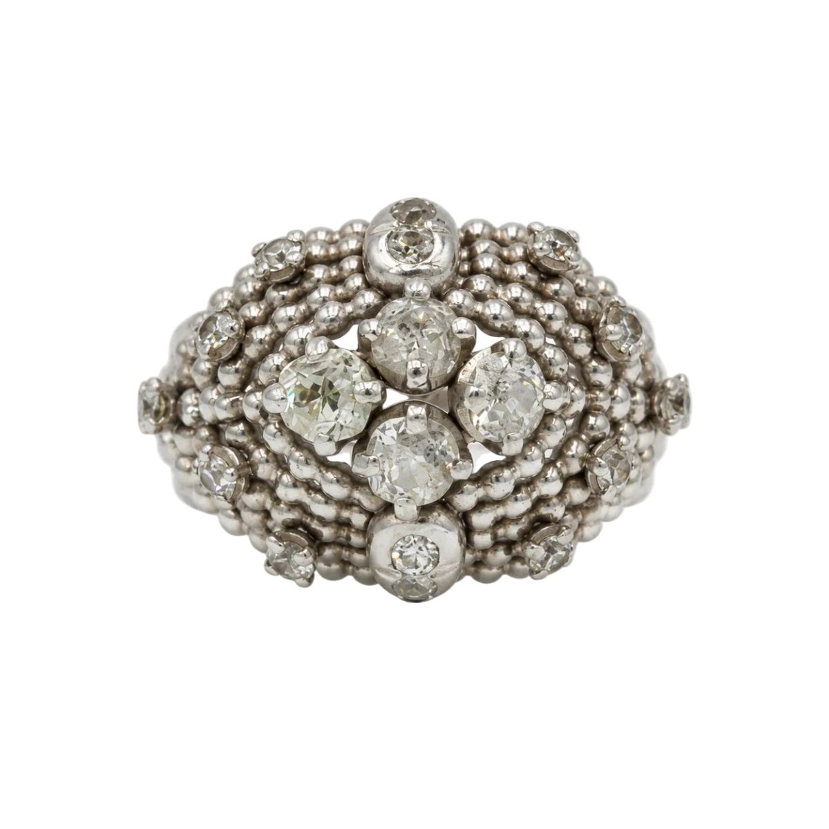 Bague Dôme en platine et diamants - Castafiore