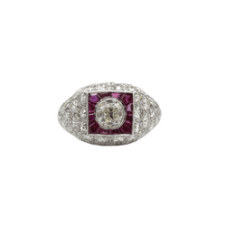 Bague Dôme en platine, rubis et diamant - Castafiore