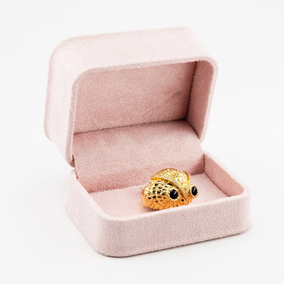 Bague Dôme YVONNE LÉON Hibou en or jaune, onyx et diamants - Castafiore