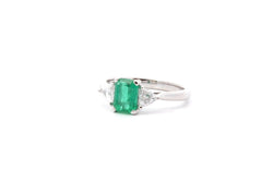 Bague émeraude et diamants en or blanc 18k - Castafiore
