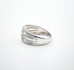 Bague en diamants brillants torsadés