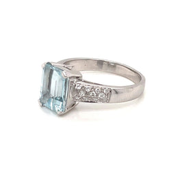 Bague en or avec aigue - marine et diamant de 2,5 carats - Castafiore
