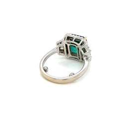 Bague en or avec émeraude non traitée de 3,33 carats certifiée par le Domaine - Castafiore