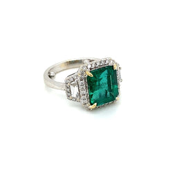 Bague en or avec émeraude non traitée de 3,33 carats certifiée par le Domaine - Castafiore