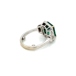 Bague en or avec émeraude non traitée de 3,33 carats certifiée par le Domaine - Castafiore