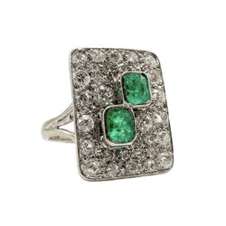 Bague en or blanc, émeraudes et diamants - Castafiore