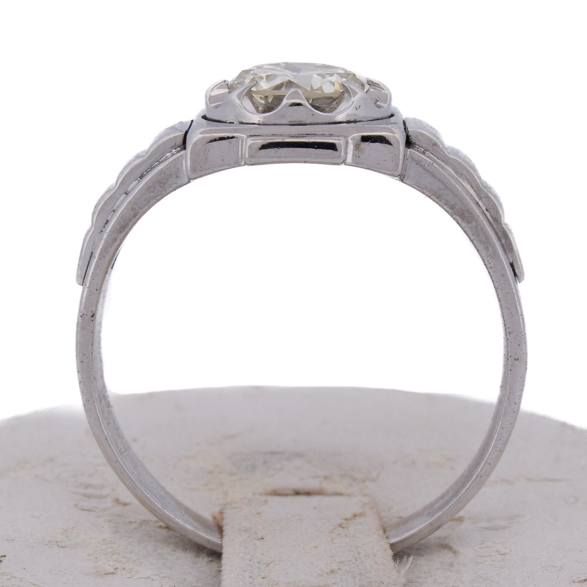 Bague en or blanc et diamant - Castafiore