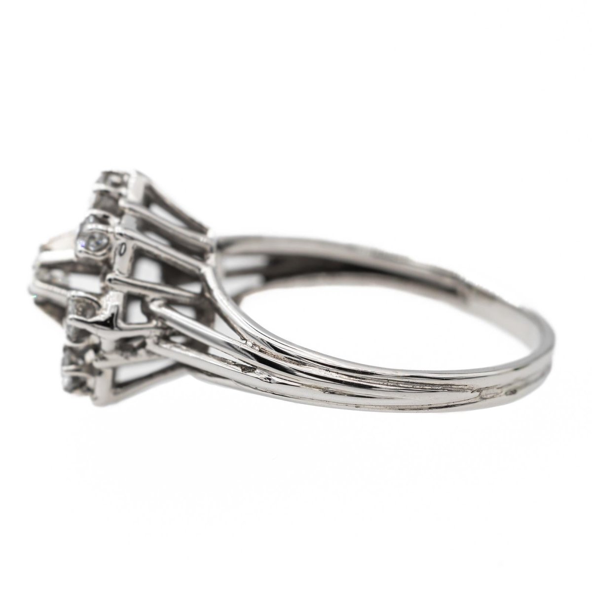 Bague en or blanc et diamant - Castafiore
