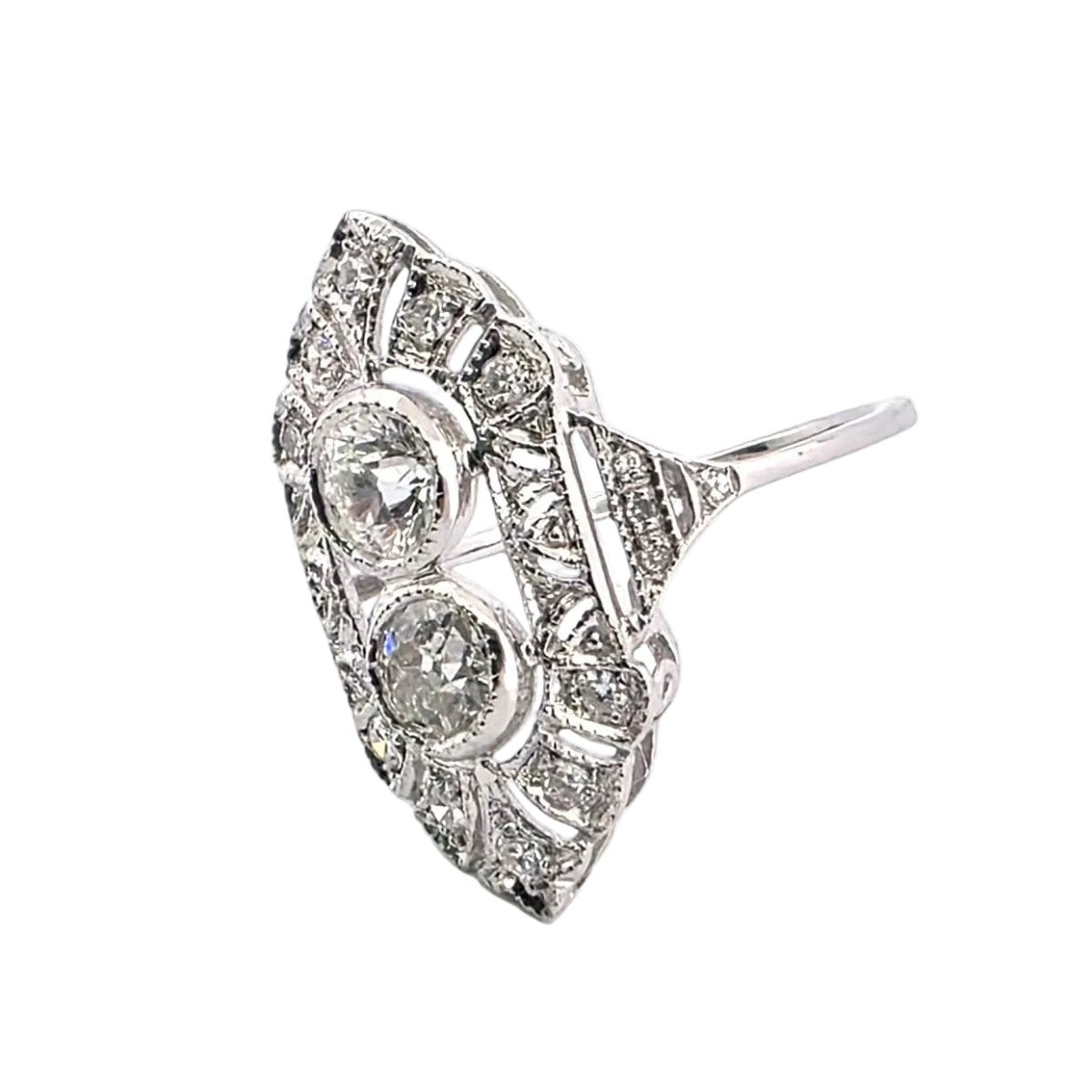 Bague en or blanc et diamants - Castafiore