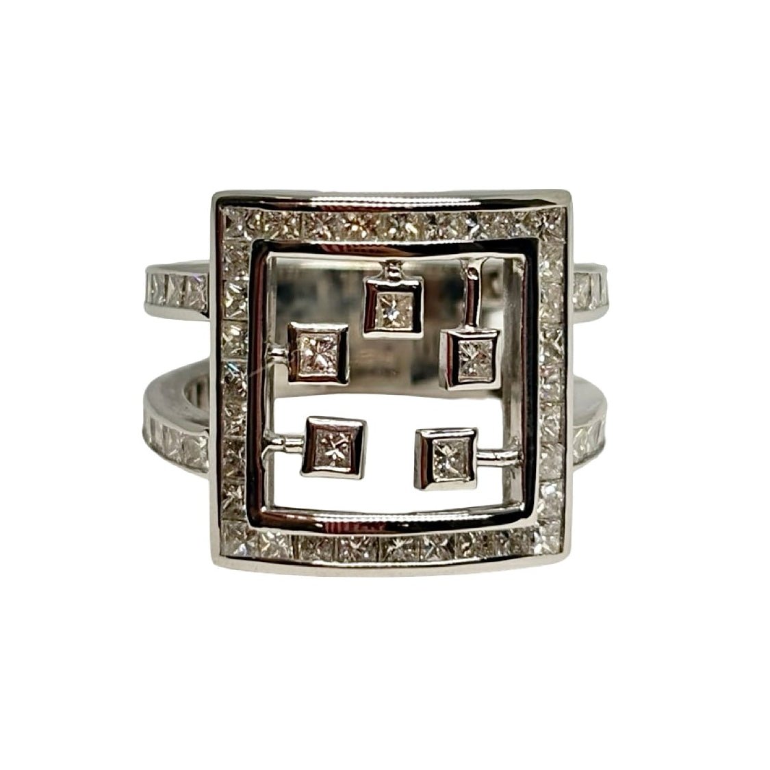 Bague en or blanc et diamants - Castafiore