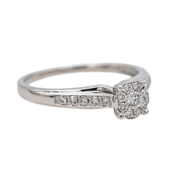 Bague en or blanc et diamants - Castafiore