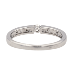 Bague en or blanc et diamants - Castafiore
