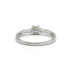 Bague en or blanc et diamants - Castafiore
