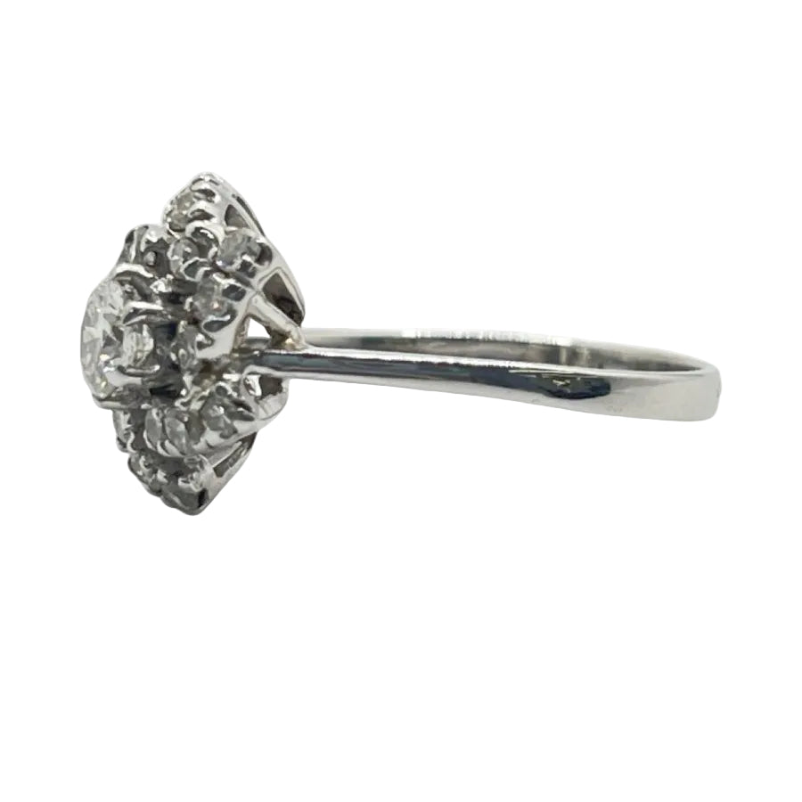 Bague en or blanc et diamants - Castafiore