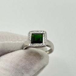 Bague en or blanc et tourmaline verte - Castafiore