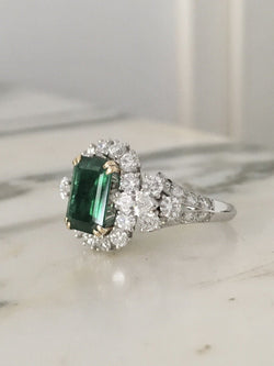 Bague en or blanc, or jaune, émeraude et diamants - Castafiore