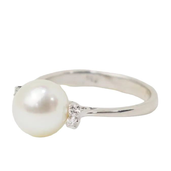 Bague en or blanc, perle de culture et diamants - Castafiore