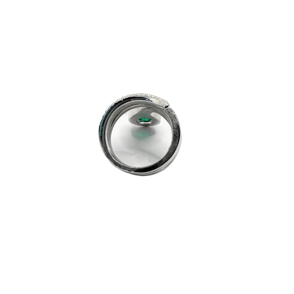 Bague en or blanc, rubis, émeraude et diamants - Castafiore