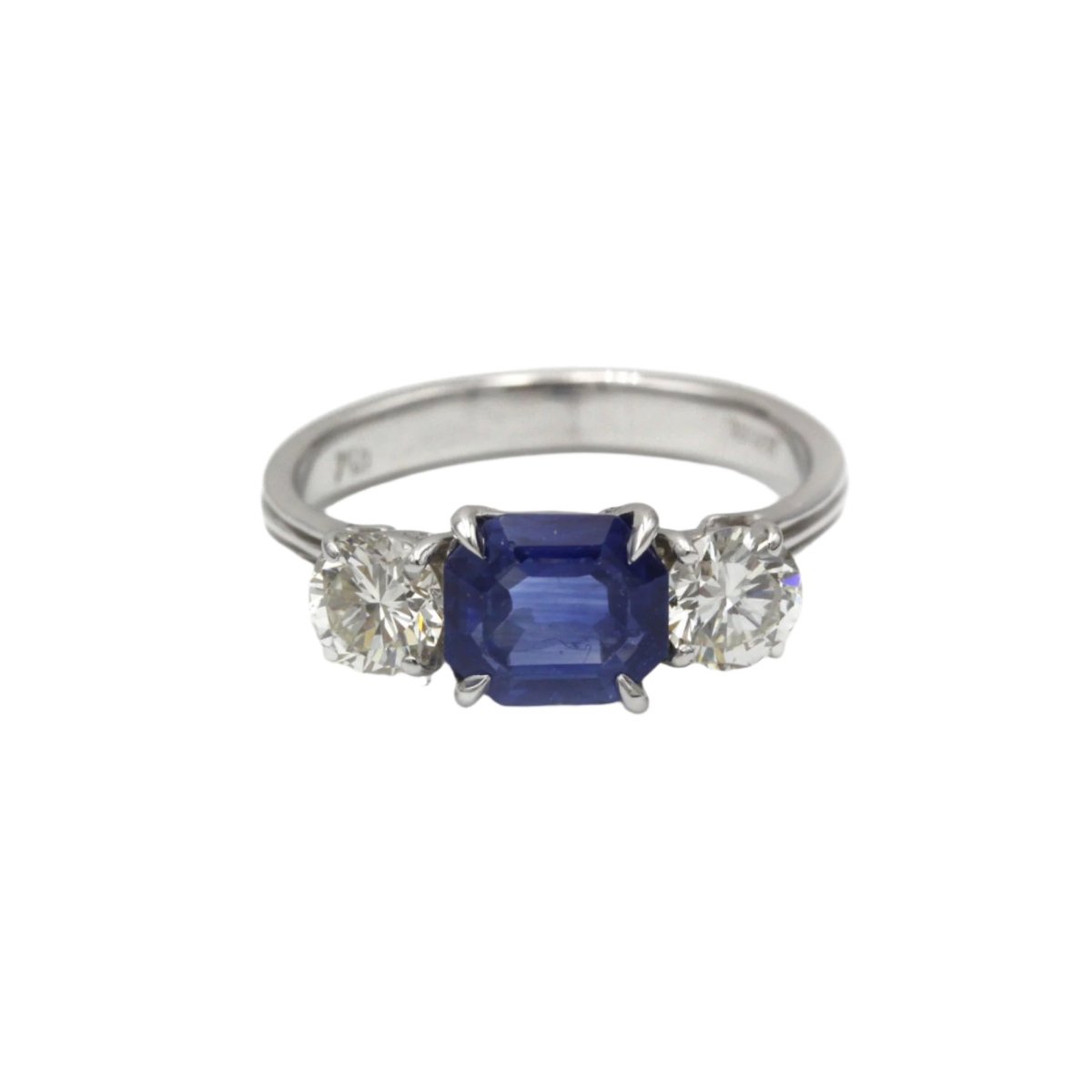 Bague en or blanc, saphir et diamants - Castafiore