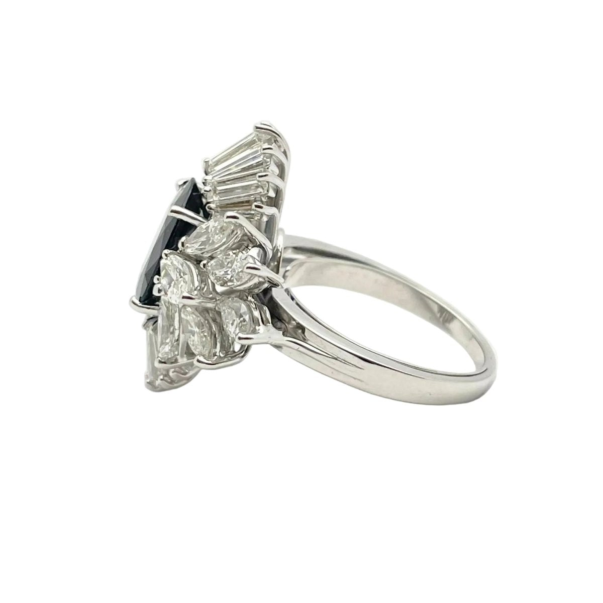 Bague en or blanc, saphir et diamants - Castafiore