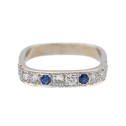 Bague en or blanc, saphir et diamants - Castafiore