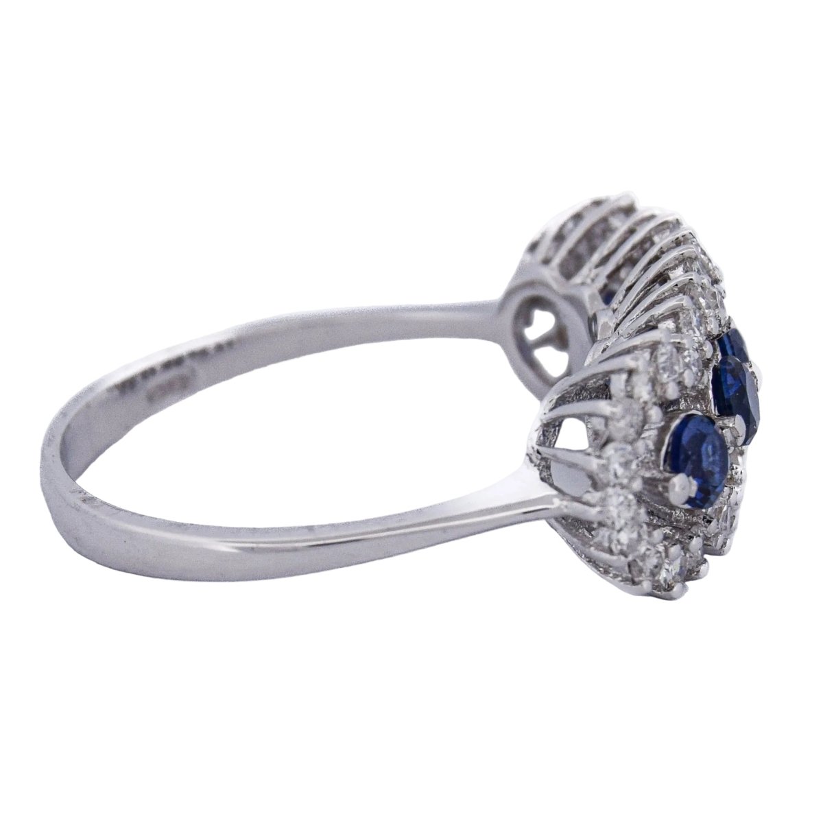 Bague en or blanc, saphirs et diamants - Castafiore