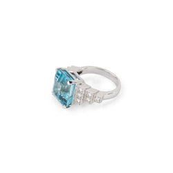 Bague en or gris et aigue - marine - Castafiore