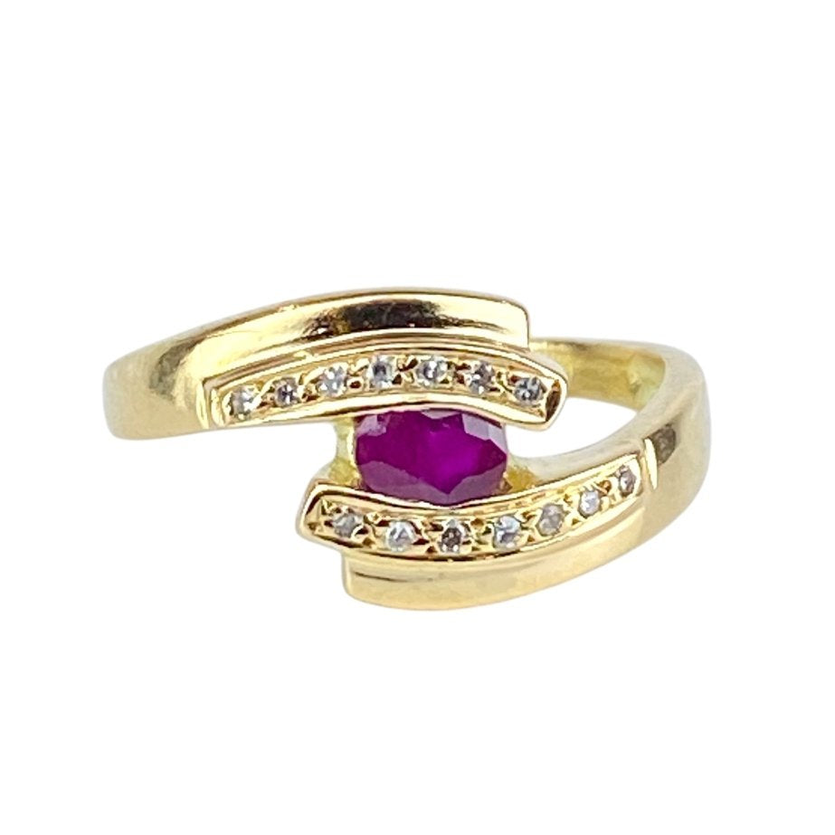Bague en or jaune 18 carats, rubis et diamants - Castafiore