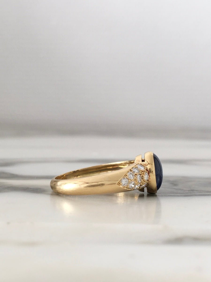 Bague en or jaune 18 carats saphir et diamants - Castafiore